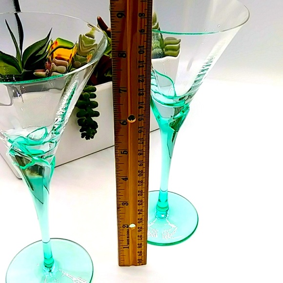 COPY- 2 Aqua Stemmed Martini Glasses. Calla lily Stem. - Picture 7 of 7